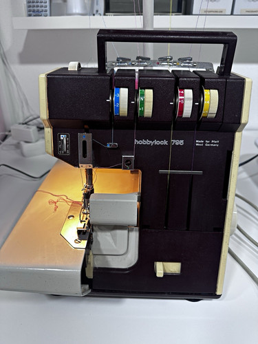 Pfaff hobbylock 795 overlock - pfaff,
